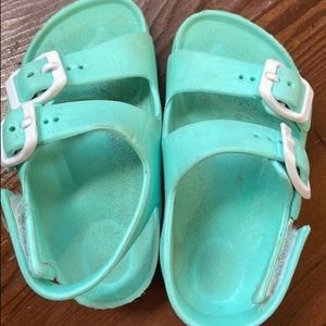 Wonder Nation- Rubber Sandals